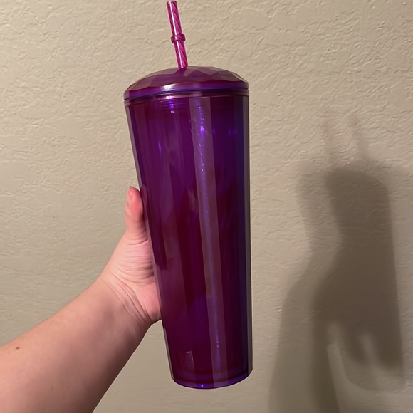 Starbucks Cup - Picture 3 of 7